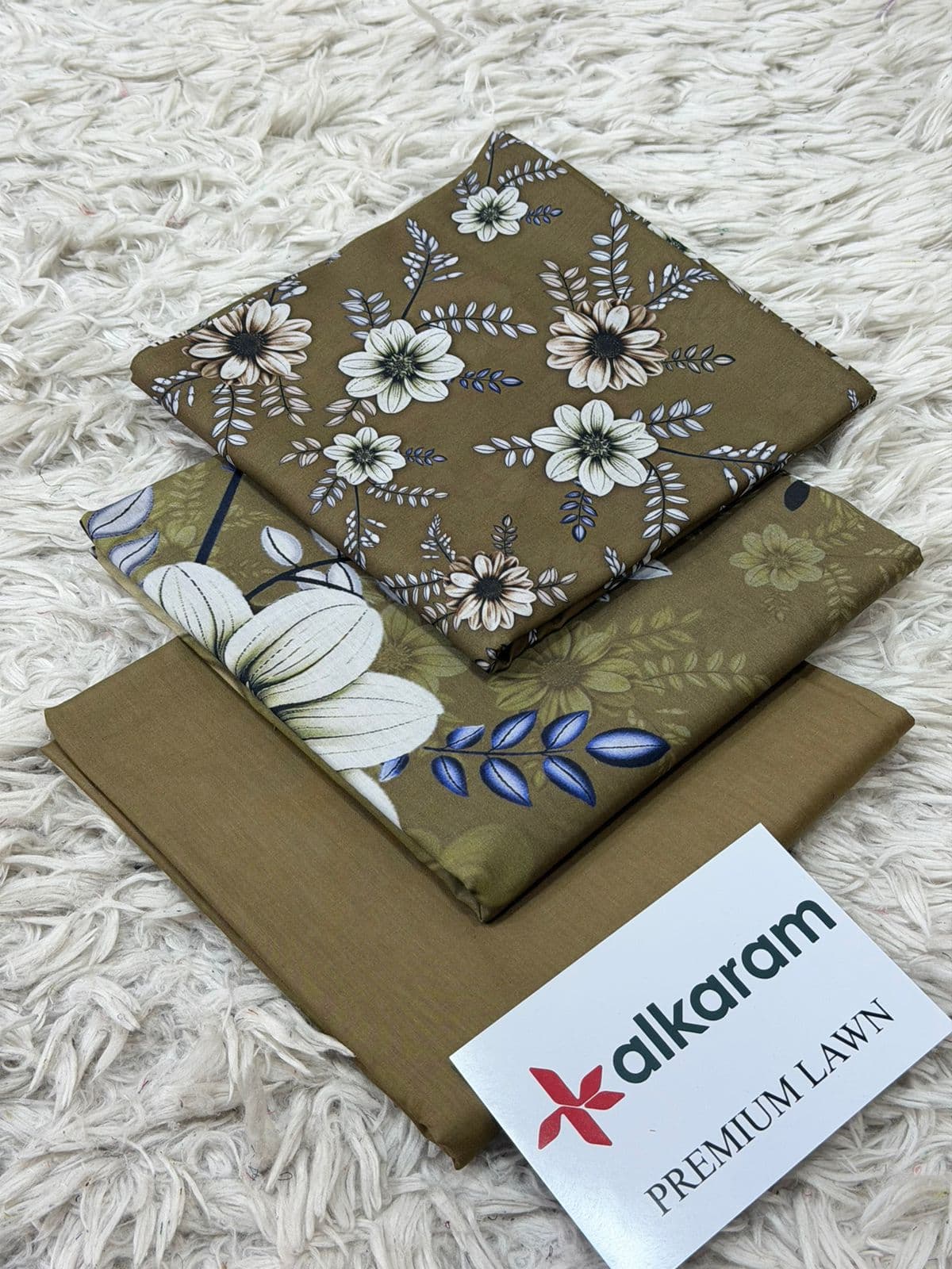 Alkaram Lawn