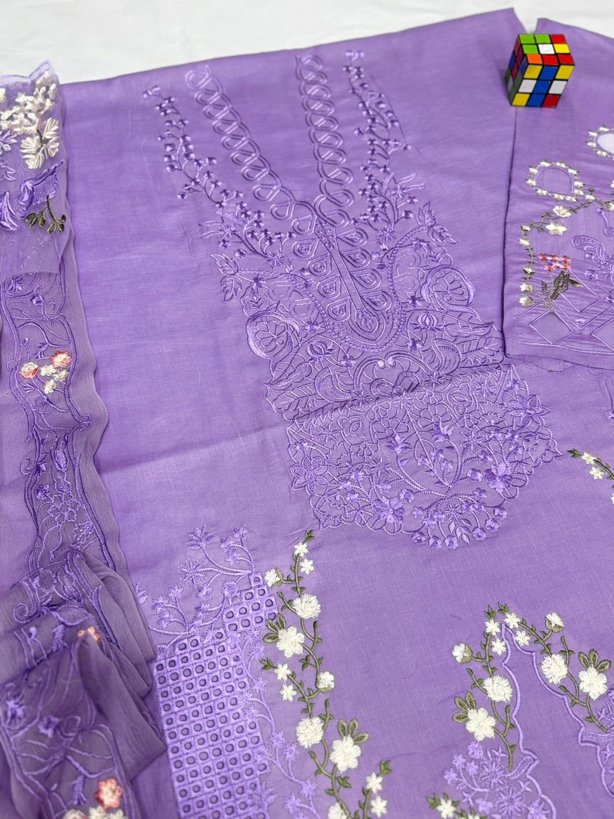 Saya Lawn