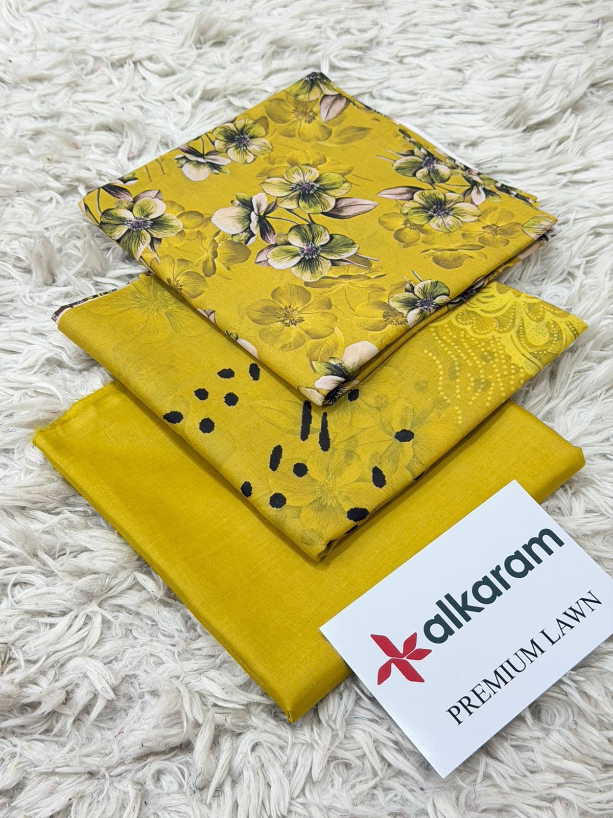 Alkaram Lawn