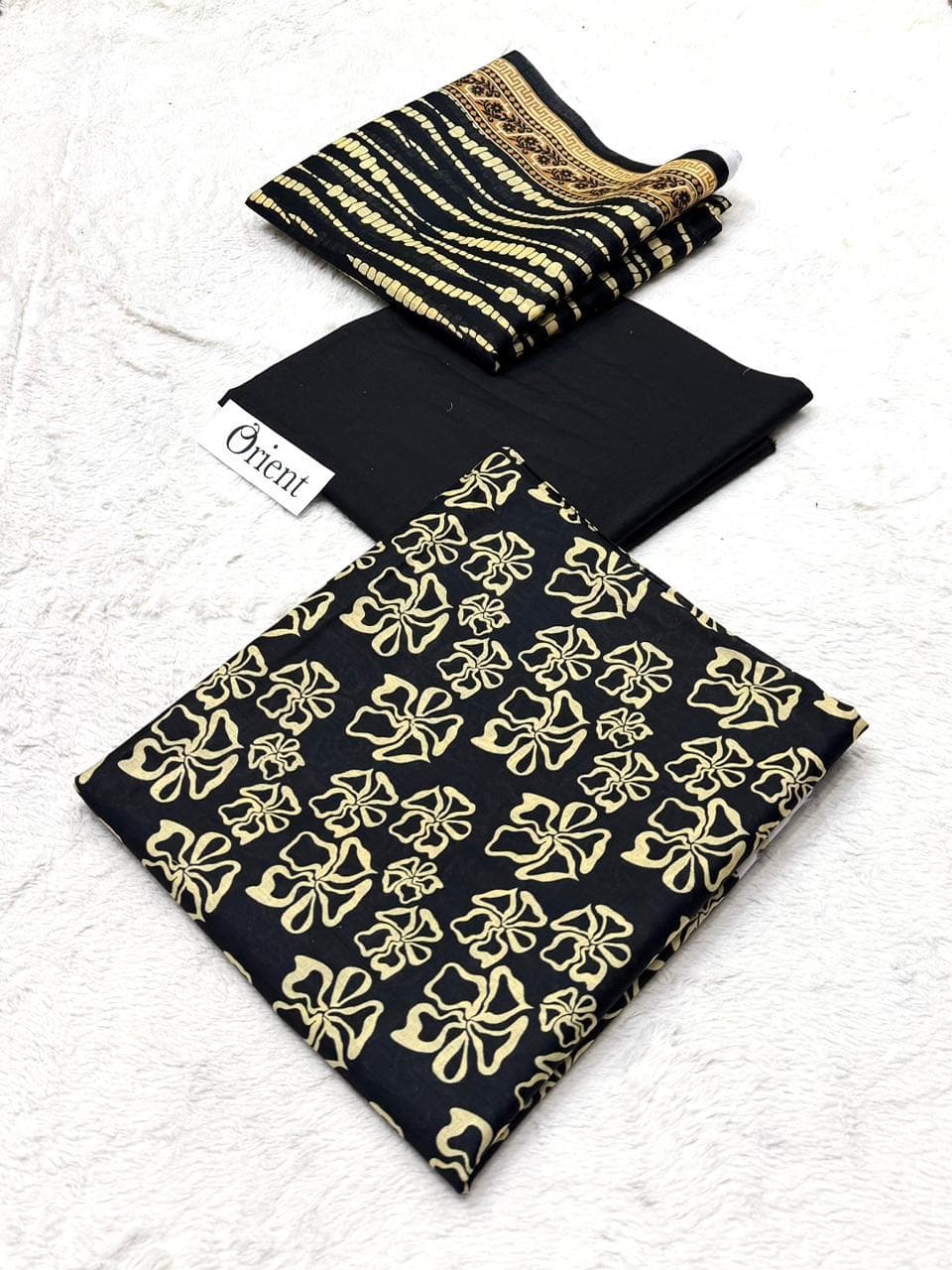 Orient Unstitched Lawn Suits image 15